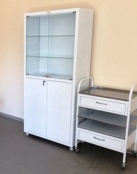 Продажа со склада медицинской металлической мебели
