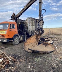 Одновременно можем задействовать до 5 ломовозов.
