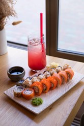 Фото компании  Ресторан паназиатской кухни «СушиВесла» 17