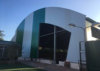 Теннисный корт