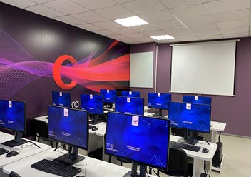 Так выглядят наши аудитории!)