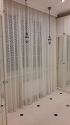 Тюль в прихожей