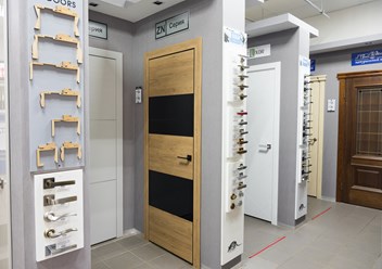 Фото компании  Магазин дверей 6