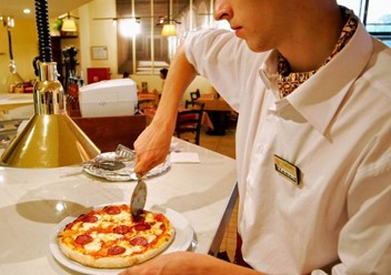 Фото компании  IL Патио, сеть семейных итальянских ресторанов 2