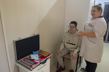 Сеть салонов "Оптика - Пенсне". Салон «У Автовокзала». г. Пенза, ул. Луначарского, д.15
 8(8412)29-00-02. Продажа очков, контактных линз, солнцезащитных очков. Подбор и ремонт очков, проверка зрения.