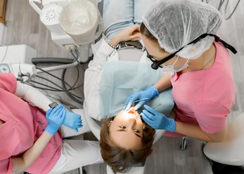 Фото компании ООО Стоматологическая клиника   Афидент 4