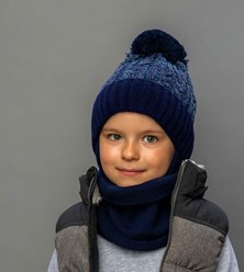 Новая Коллекция &quot;Осень-Зима с Selfiework&quot; Комплект для мальчика на флисе+снуд двойной; 70% акрил/ 30% шерсть; Цвета в упаковке: т. синий, т. серый, джинс, хаки. 
Размер: 52-54, возраст: от 3 лет