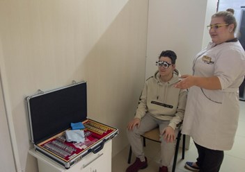 Сеть салонов "Оптика - Пенсне". Салон «У Автовокзала». г. Пенза, ул. Луначарского, д.15
 8(8412)29-00-02. Продажа очков, контактных линз, солнцезащитных очков. Подбор и ремонт очков, проверка зрения.