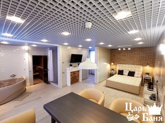 Номер Париж в комплексе Царь Баня
Для Вас:
- Стилизованный номер
- Жаркая парная из липы
- Джакузи из камня
- Зона отдыха
- Душевая