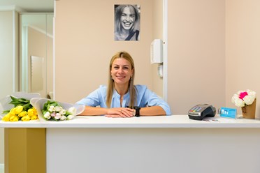 Фото компании  Семейная стоматология 11