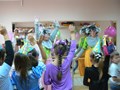 Весело? Интересно, и каждому хочется ответить на каверзный вопрос? Даже праздники направляем на интенсивное развитие детей.