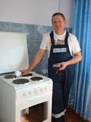 Александр Петрович, мастер по ремонту электроплит, занимаюсь любимым делом с 1995 года.