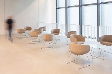 Мягкие конференц-кресла Nu PROFIM