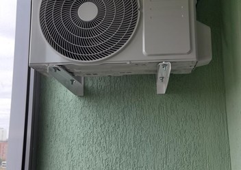 Монтаж сплит-системы Lessar в два этапа с покраской внутреннего блока в ЖК "Семь ключей "