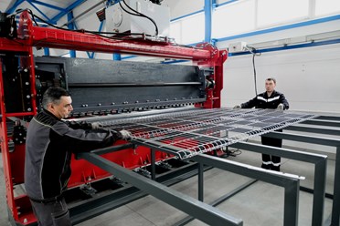 Производим сетку на высокоточном оборудовании