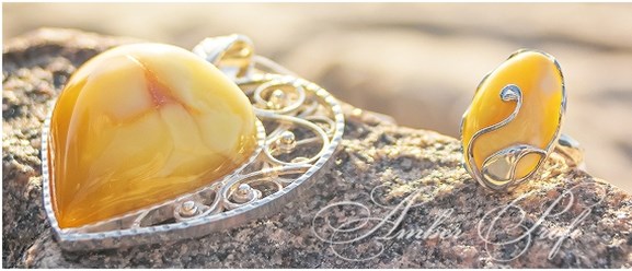 Ювелирные украшения из янтаря в серебре от компании "Амберпрофи"