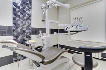 Фото компании  Стоматологическая клиника «Yan Daniel» 6