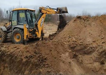 Фото компании ООО "Веглас" аренда экскаватора погрузчика 2