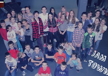 Фото компании  Школа танцев  JAMTOWN 4