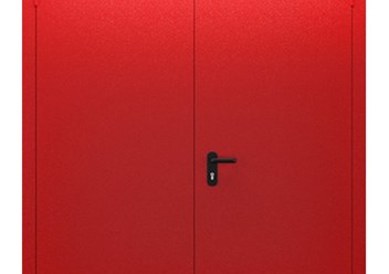 Красная двупольная противопожарная дверь