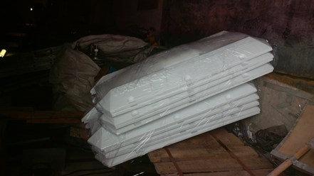 Формованные декоративные крышки пылесосов самообслуживания.