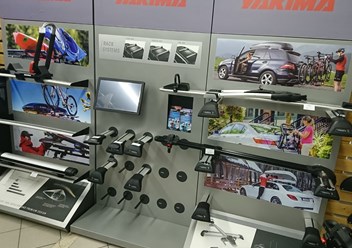 компания Rackworld - это сеть розничных магазинов-салонов