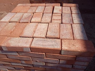 Кирпич керамический полнотелый фасадный М200