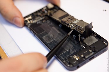 Фото компании ООО Выездной сервис по ремонту Apple iPhone 1