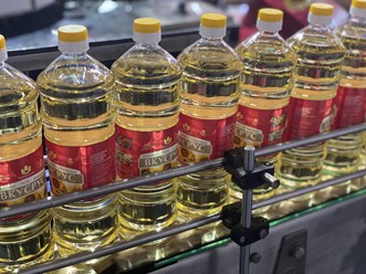 линия розлива производство подсолнечное масло ТМ "Вкусрус" - bottling line production sunflower oil TM "Vkusrus" export import