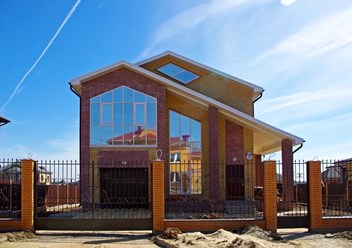 Заказывайте тут: Окна Балконы Жалюзи Натяжные Потолки Ролставни. Скидка 50% на все комплектующие звоните 89085112711. сайт бае61.рф