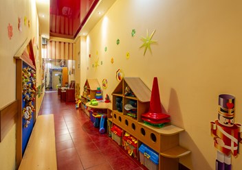 Фото компании  Сундучок-затейник 3