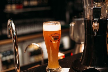 Фото компании  Максимилианс, баварский клубный ресторан-пивоварня 119