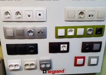 Розетки и выключатели фирмы Legrand всегда в наличии