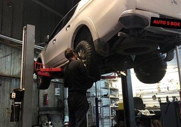 Фото компании ООО Автосервис 5 бокс 4