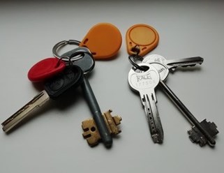 •Срочное изготовление ключей
• Квартирных, магнитных к домофонам (в том числе универсальные) любой сложности
Круглосуточно