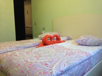 Двухместный номер стандарт с одной большой кроватью