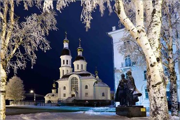 Бесплатные пешеходные авторские экскурсии по Архангельску.  Днём в выходные дни и по вечерам в будни. В жару, дождь и мороз. Даже для одного человека. Продолжительность экскурсии 1-2 часа.