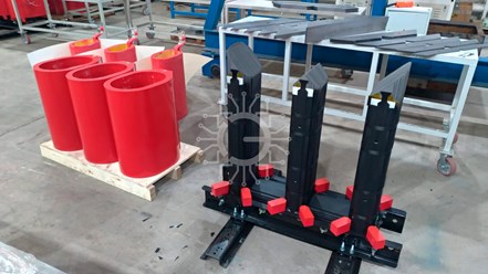 Катушки и магнитопровод сухого трансформатора