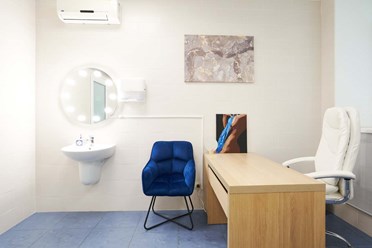 Кабинет в клинике пластической хирургии Эталон