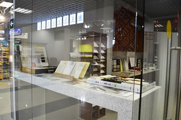 Офис компании Гермес, образцы искусственного камня