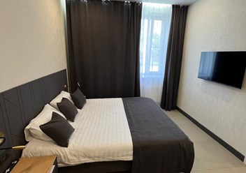 Фото компании  Leon Hotel 4