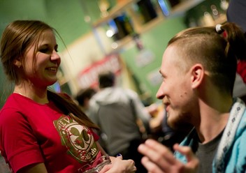 Фото компании  Клевер, ирландский паб 4