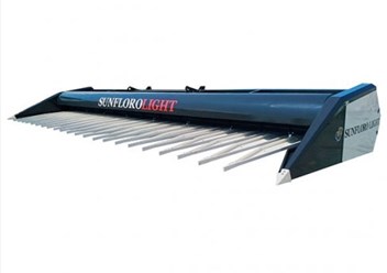 Жатка для уборки подсолнечника «SunFloro LIGHT»- это модернизированный аналог итальянской жатки «Zaffrani», адаптированный для уборки в климатических условиях стран СНГ.