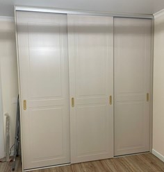 Шкаф купе с фрезерованными фасадами МДФ покрытие Эмаль