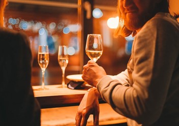 Фото компании  Well Well Well kitchen &amp; wine bar 1