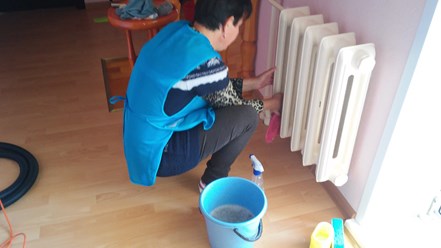 Уборка генеральная. Мытье отопительных приборов и радиаторов внутри.