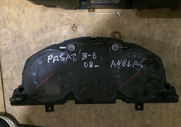 Панель приборов Volkswagen Passat B6