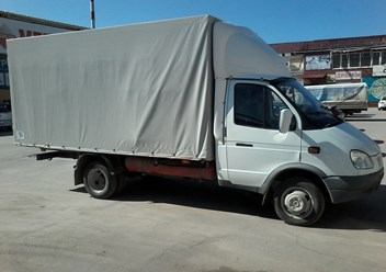 длина -4,2м.ширина-2м.высота-2м.