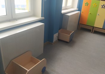 Экран на батарею металлический