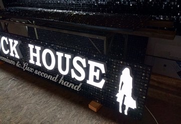 Фото компании  РПК "Центр рекламы Эль" 146